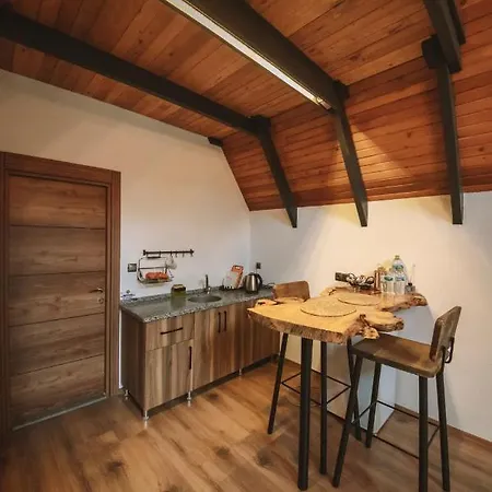 Bed & Breakfast Meselik Park 4*