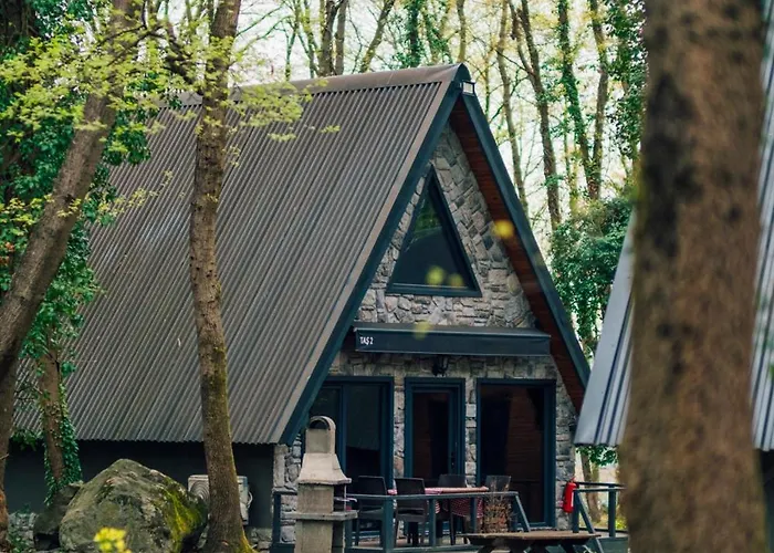 فندق مبيت وإفطار Meselik Park 4*